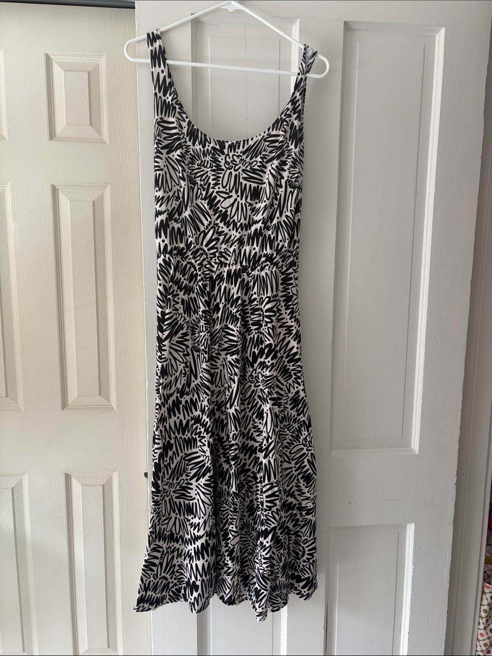 Nooworks Black and White Midi Dress